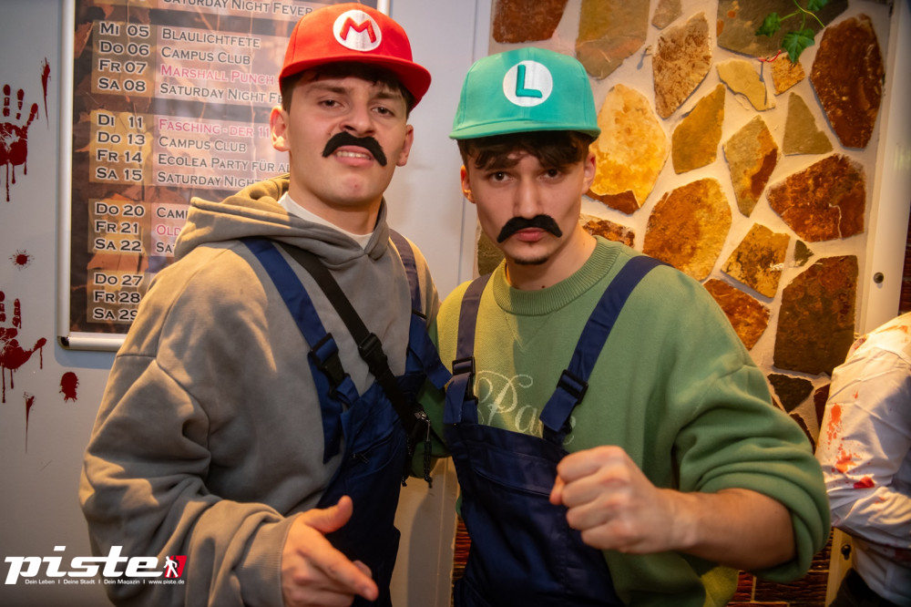 Große Halloween Partynacht