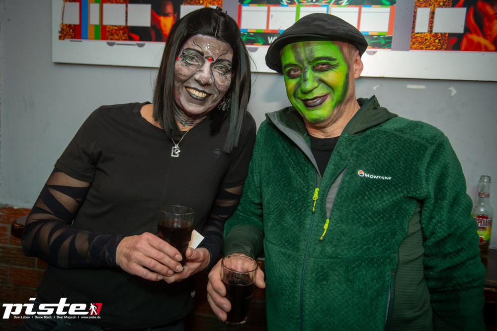 Große Halloween Partynacht