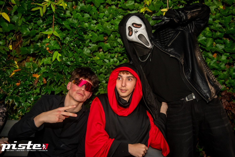 Große Halloween Partynacht