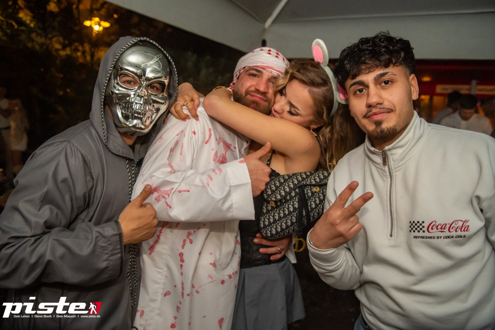 Große Halloween Partynacht