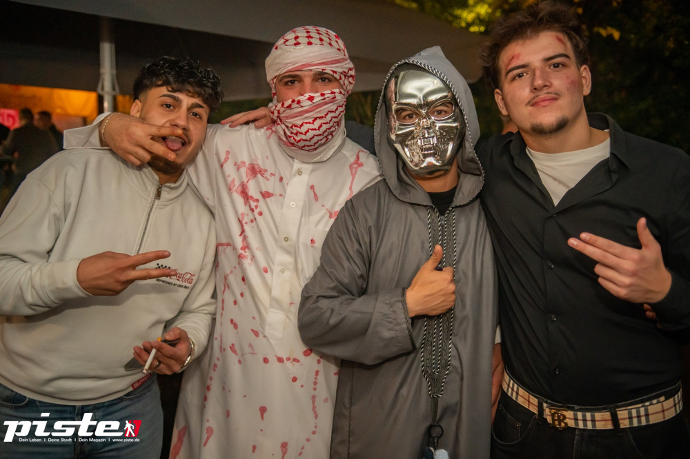 Große Halloween Partynacht