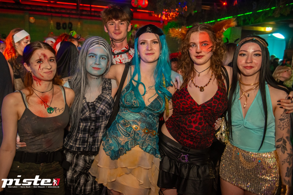 Große Halloween Partynacht