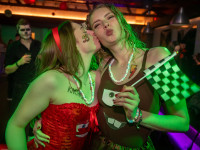 Große Halloween Partynacht