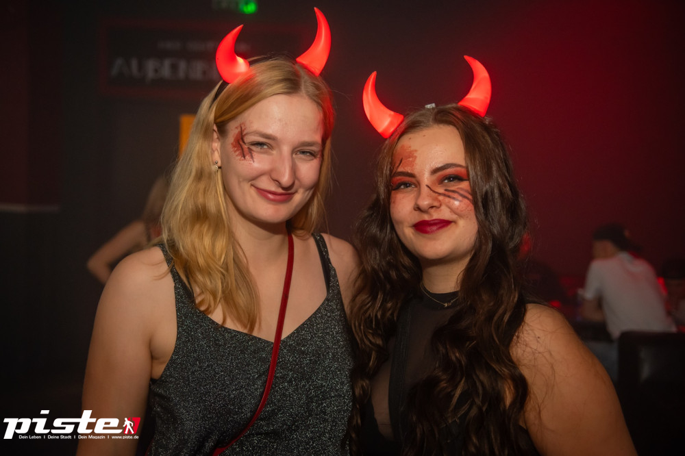 Houserasten meets Kxxma