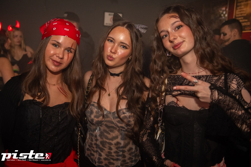 Houserasten meets Kxxma