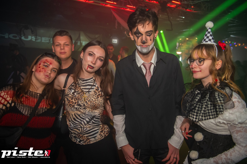 Houserasten meets Kxxma