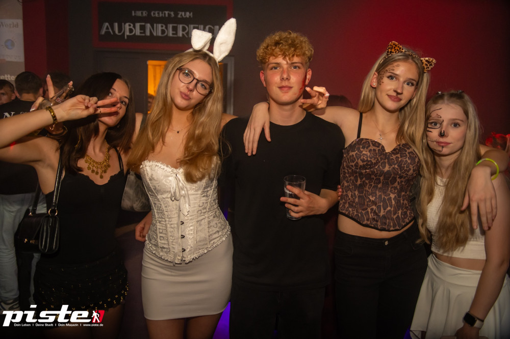 Houserasten meets Kxxma