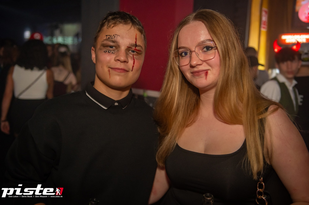 Houserasten meets Kxxma