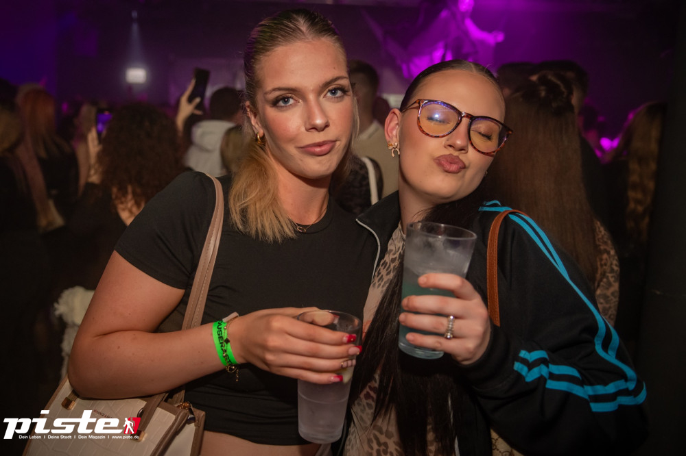 Houserasten meets Kxxma