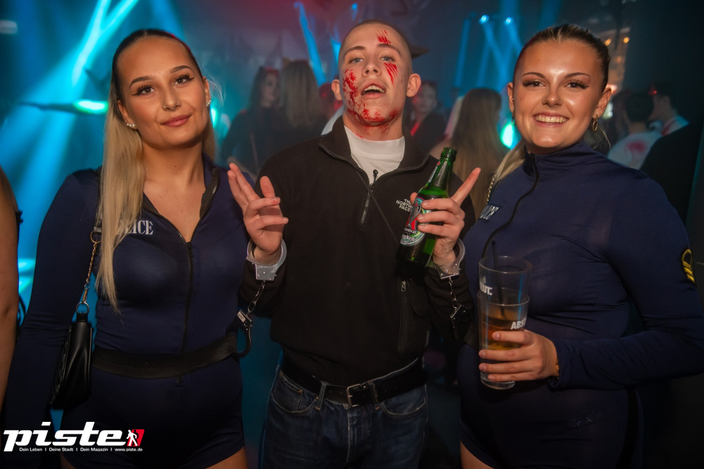 Houserasten meets Kxxma