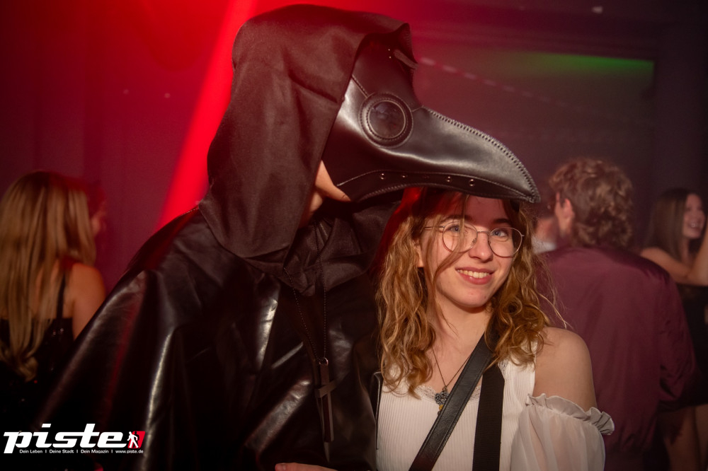 Houserasten meets Kxxma