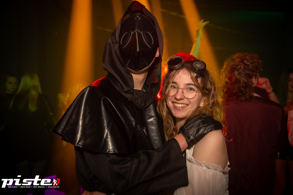 Houserasten meets Kxxma