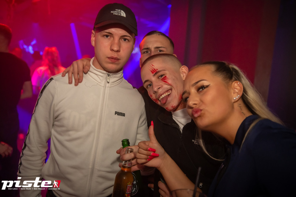 Houserasten meets Kxxma