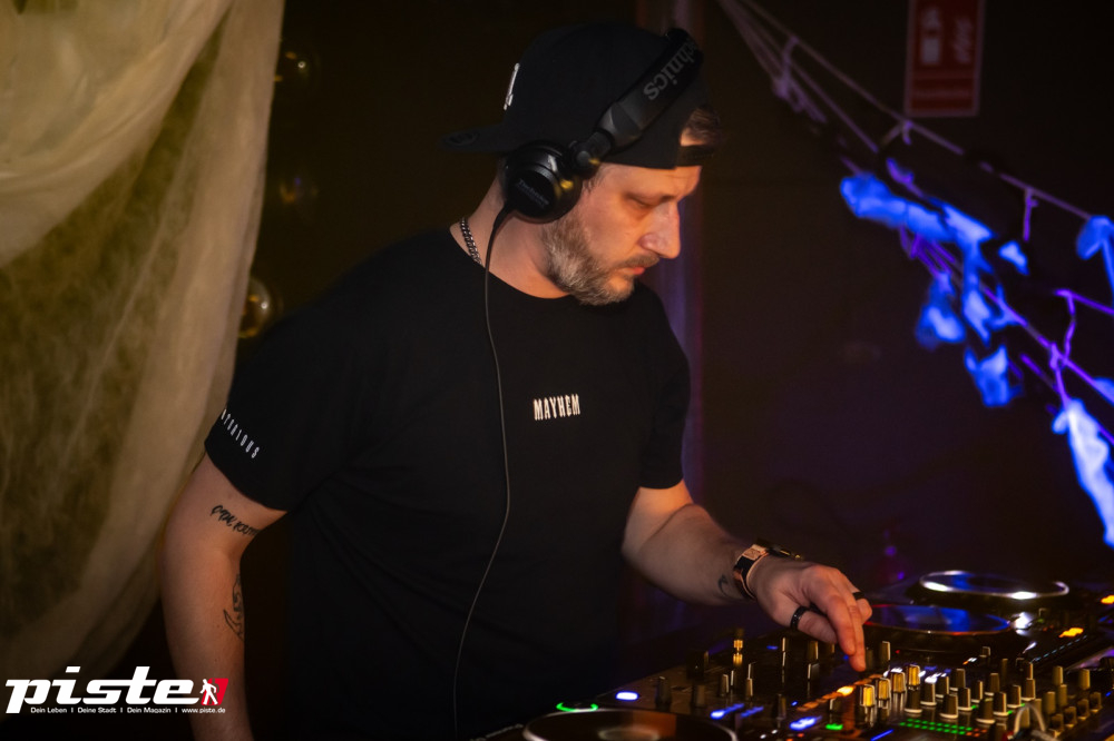 Houserasten meets Kxxma