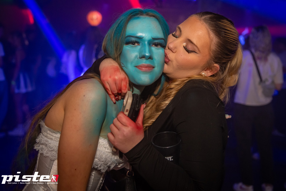 Houserasten meets Kxxma