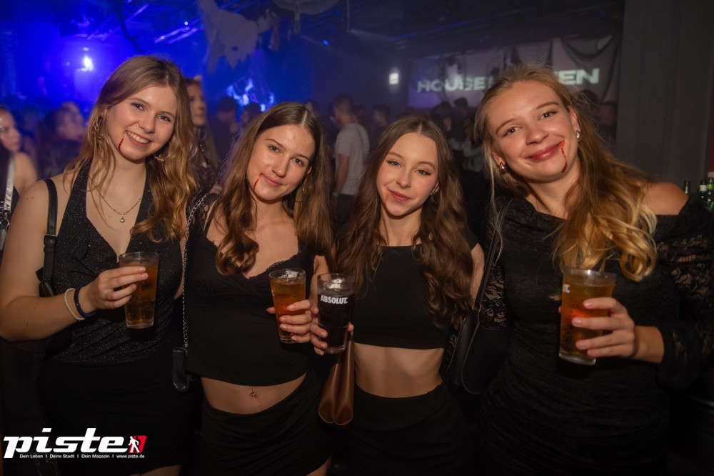 Houserasten meets Kxxma