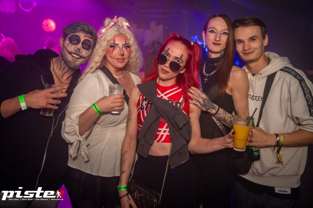 Houserasten meets Kxxma