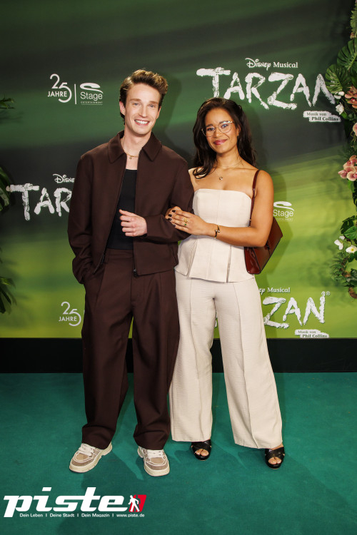 Premiere: Disneys Musical TARZAN