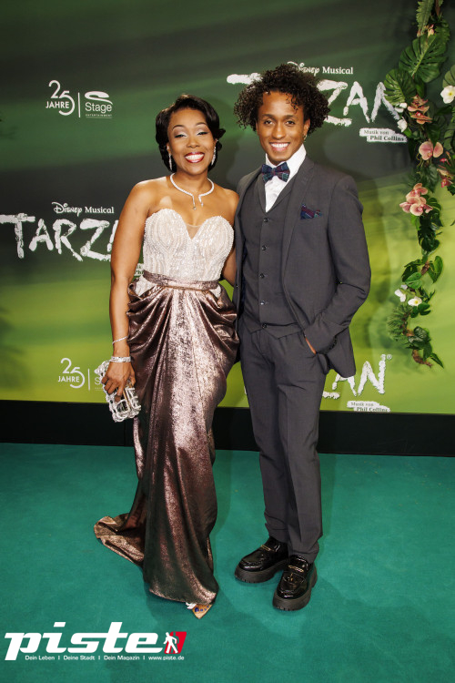 Premiere: Disneys Musical TARZAN