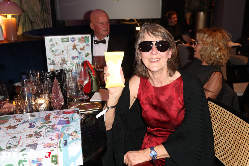 Secret & Surprise Santa Night