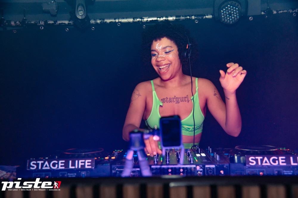 Nachtschicht Friendship & Trust