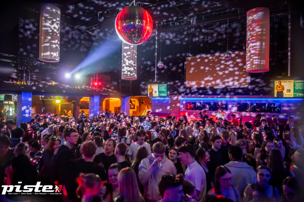 Party in den Frauentag