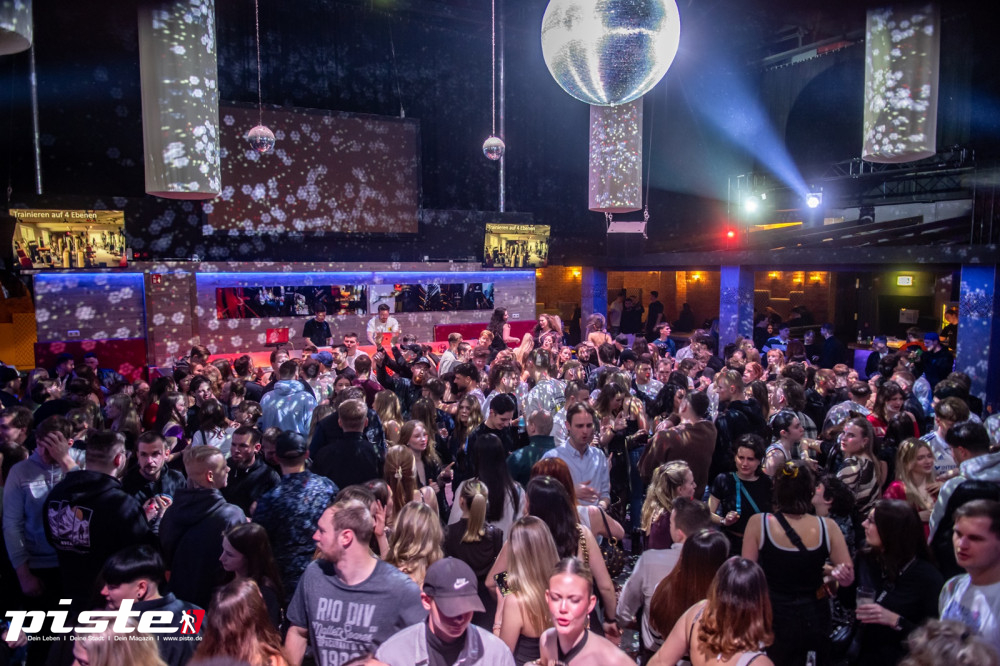 Party in den Frauentag