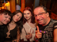 Party in den Frauentag