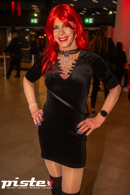 Goliaths UE30 Party Teil 1