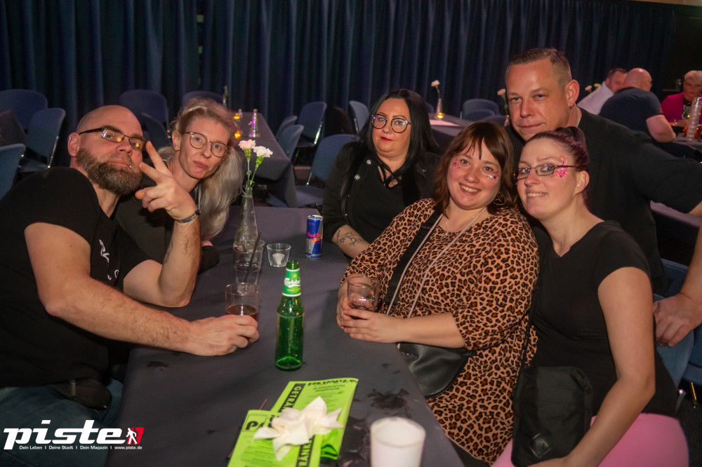 Goliaths UE30 Party Teil 1