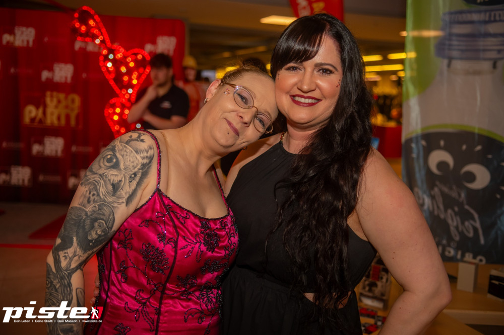 Goliaths UE30 Party Teil 1