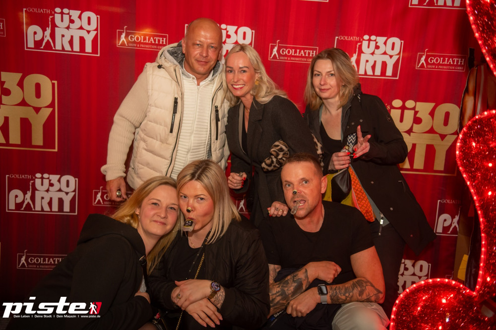 Goliaths UE30 Party Teil 1