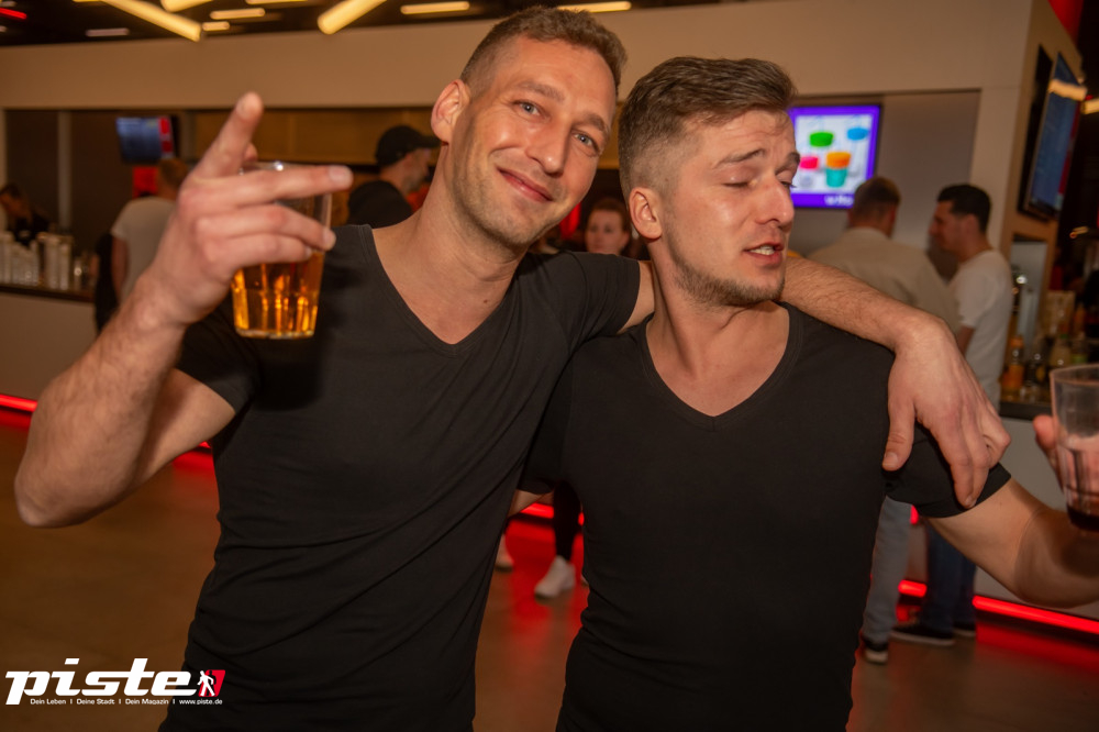 Goliaths UE30 Party Teil 1