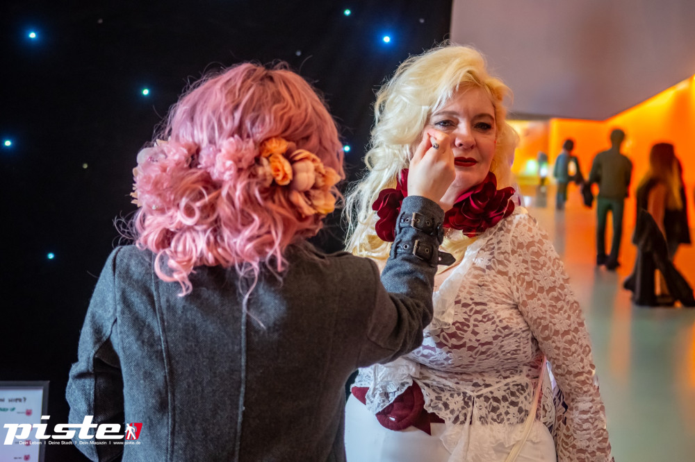 Goliaths UE30 Party Teil 1