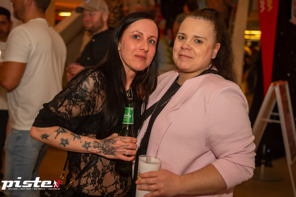 Goliaths UE30 Party Teil 1