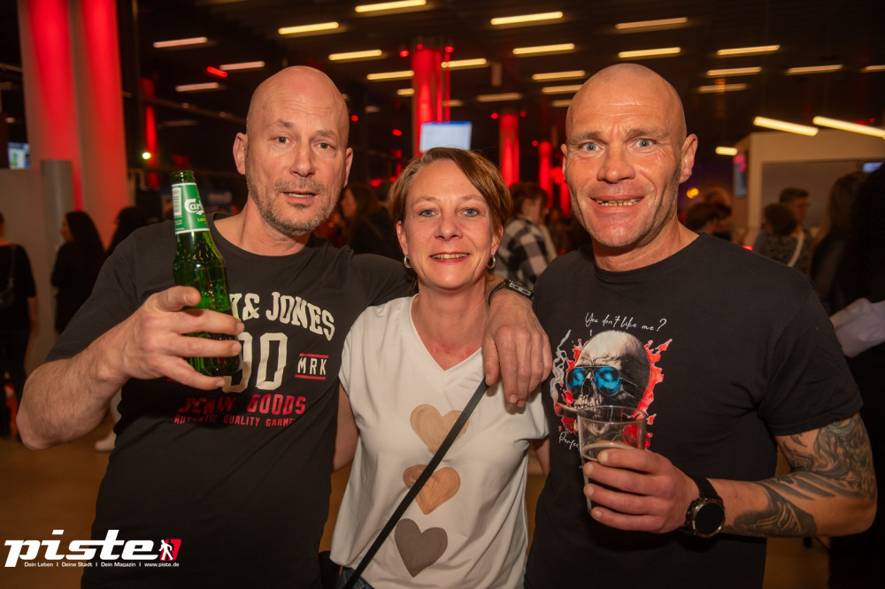 Goliaths UE30 Party Teil 1