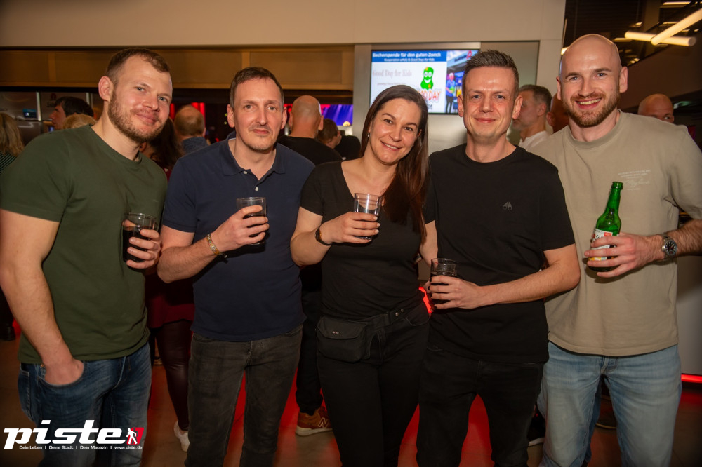 Goliaths UE30 Party Teil 1