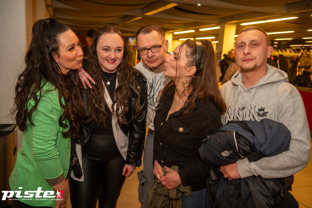 Goliaths UE30 Party Teil 1