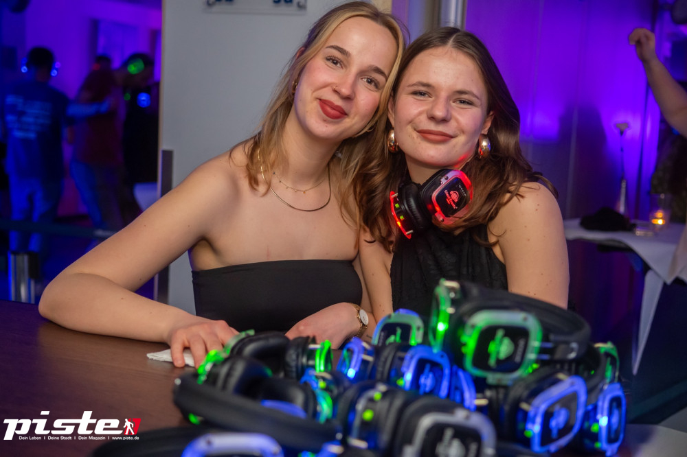 Goliaths UE30 Party Teil 1