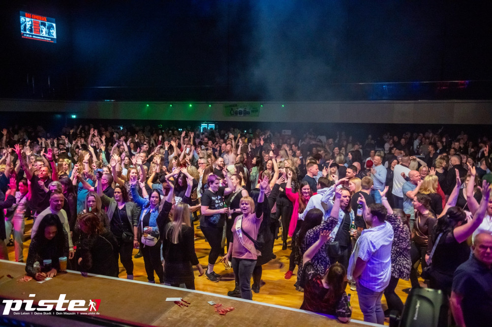 Goliaths UE30 Party Teil 1