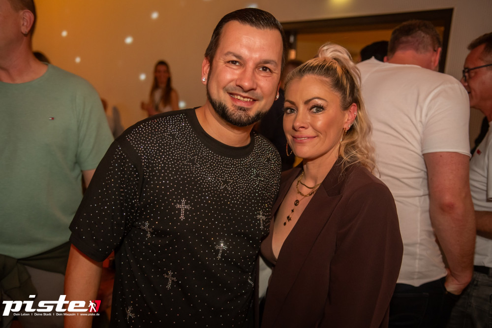 Goliaths UE30 Party Teil 1