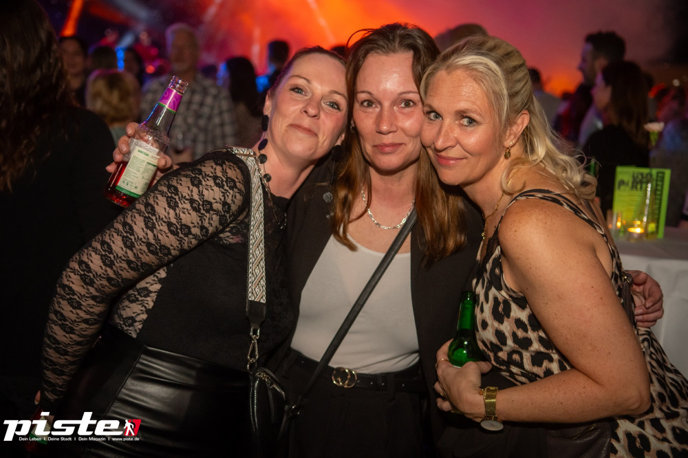 Goliaths UE30 Party Teil 1