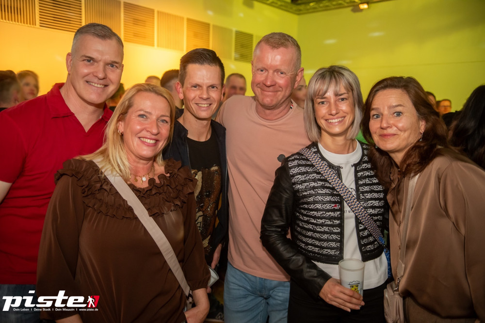 Goliaths UE30 Party Teil 1