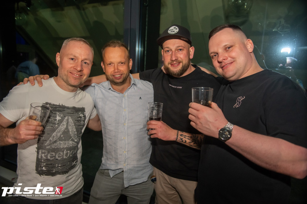 Goliaths UE30 Party Teil 1