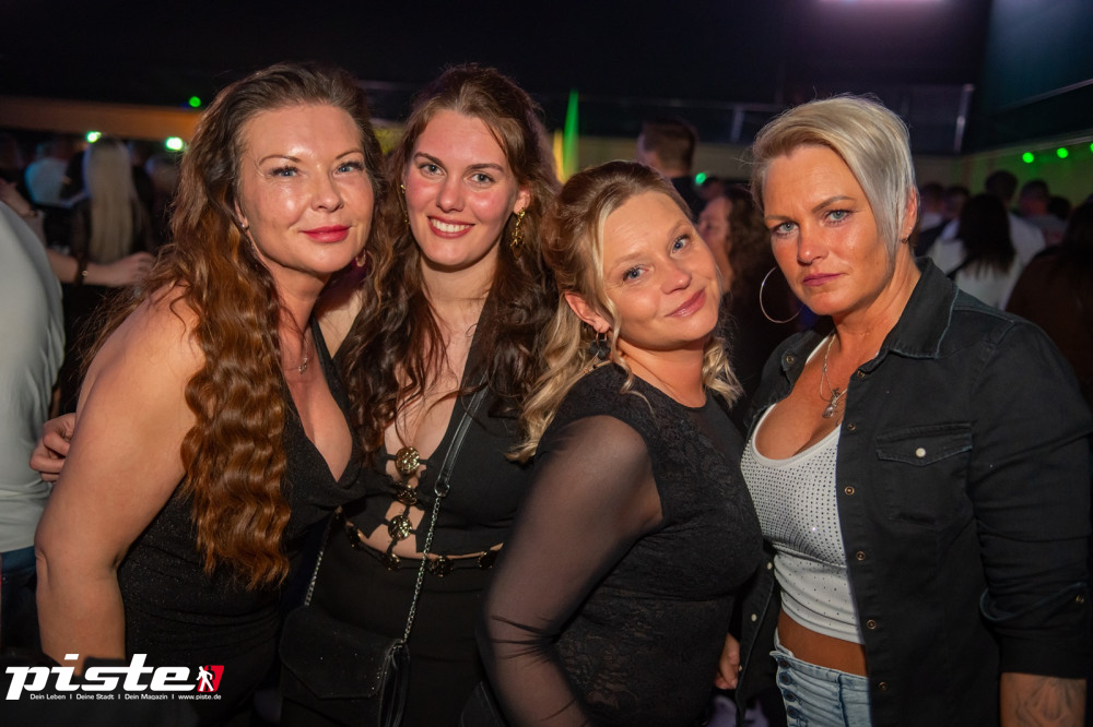 Goliaths UE30 Party Teil 1