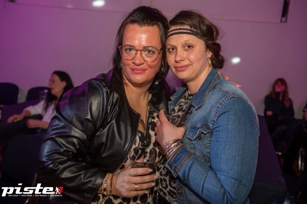 Goliaths UE30 Party Teil 1
