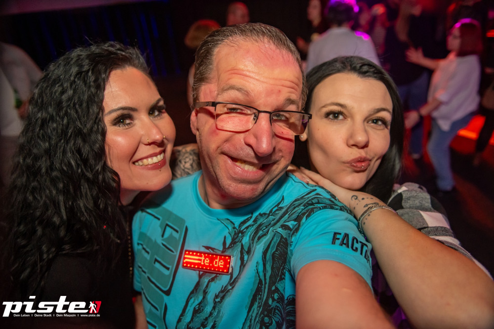 Goliaths UE30 Party Teil 1