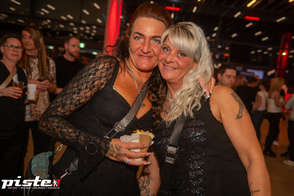 Goliaths UE30 Party Teil 1