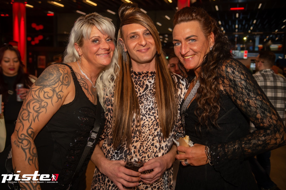 Goliaths UE30 Party Teil 1