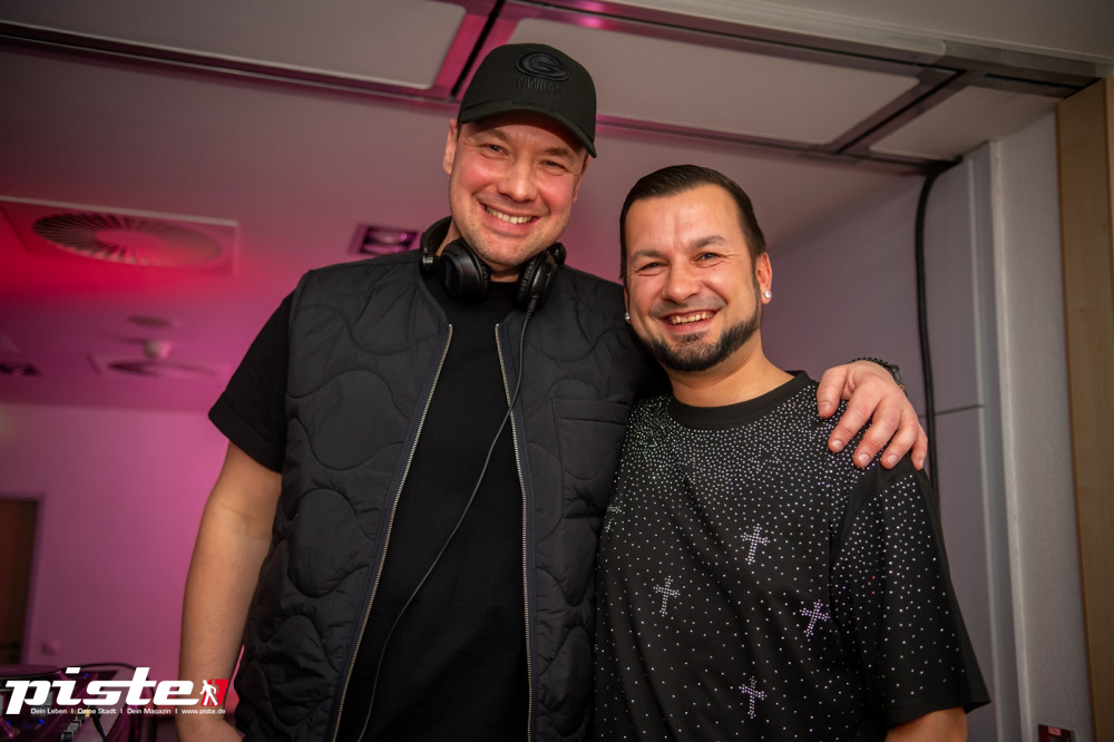 Goliaths UE30 Party Teil 1